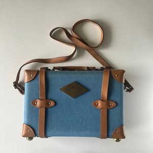 STEAMLINE LUGGAGE Denim Vanity Size Carrying Case